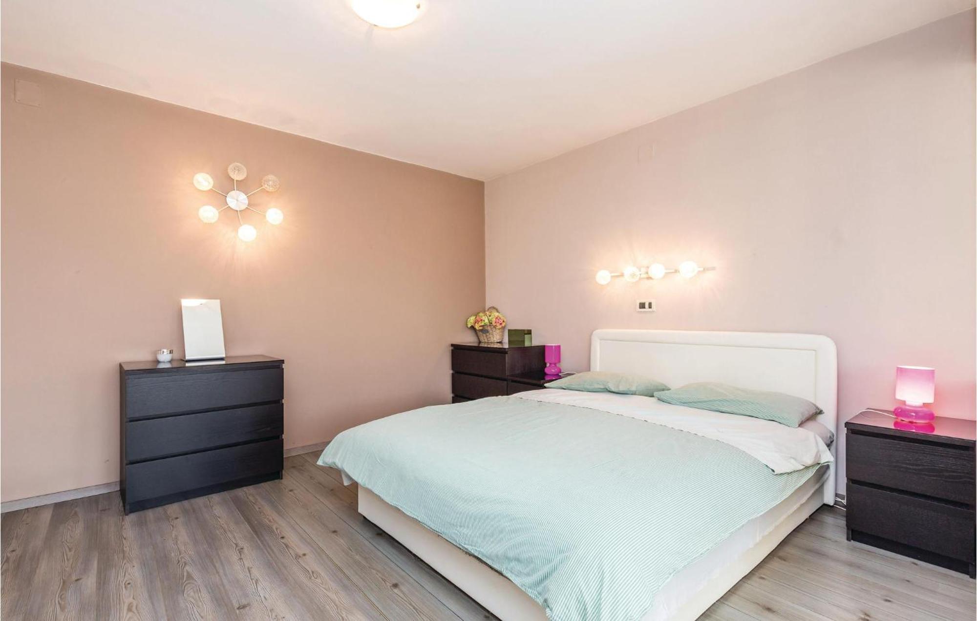 Stunning apartment in Rijeka with 1 Bedrooms&WiFi Buitenkant foto